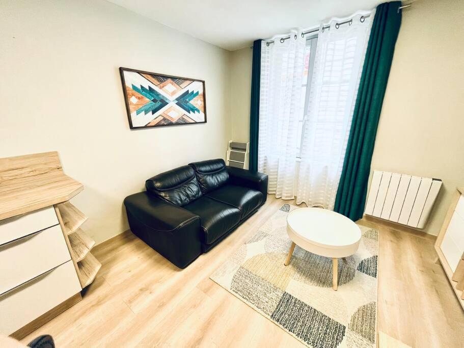 The Cocoon In The Center Of Senlis Apartment Senlis  Ngoại thất bức ảnh